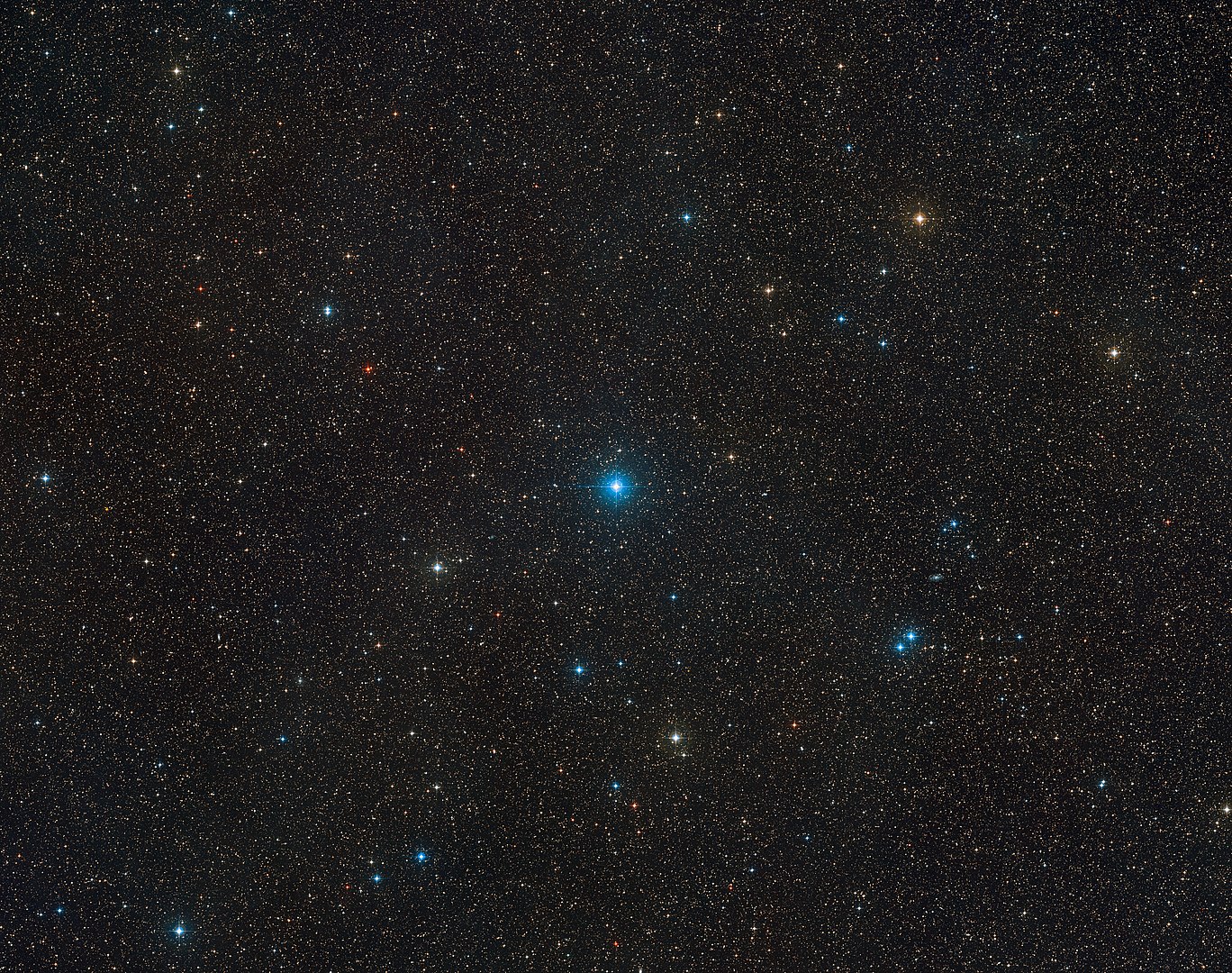 Imatge de gran camp en al constel·lació de Telescopium on es pot veure al centre el sistema HR 6819. Font: Digitized Sky Survey 2.